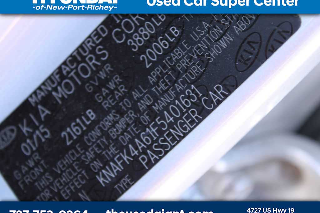 Thumbnail: 2015 Kia Forte - 12