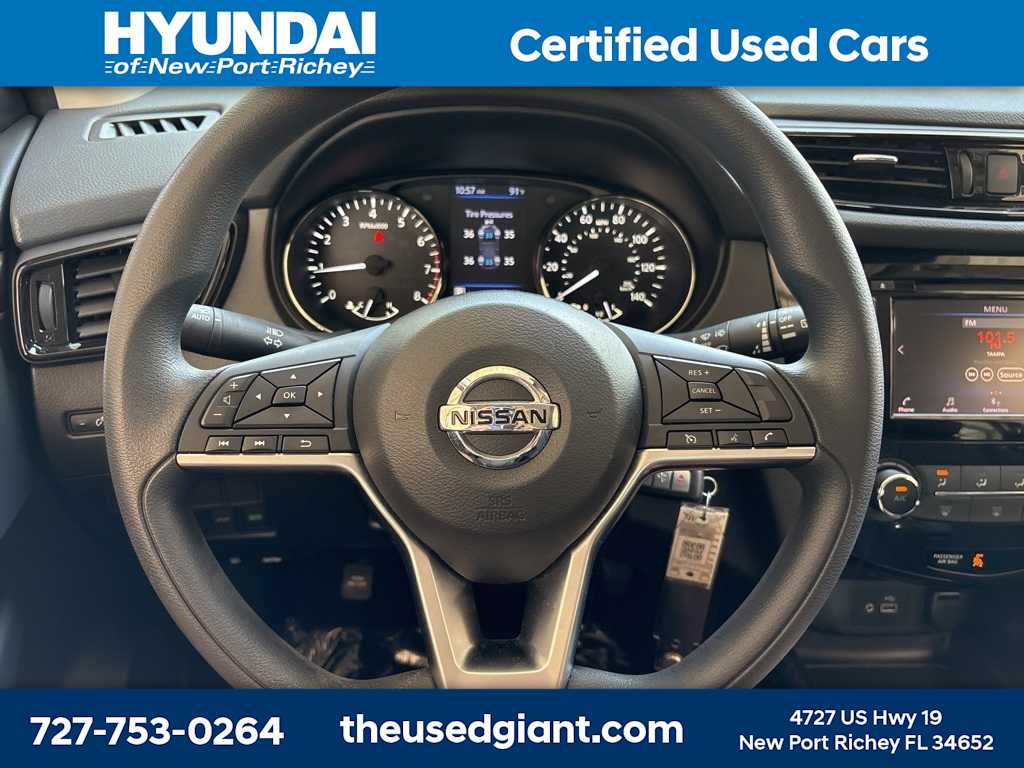 2021 Nissan Rogue Sport S 21
