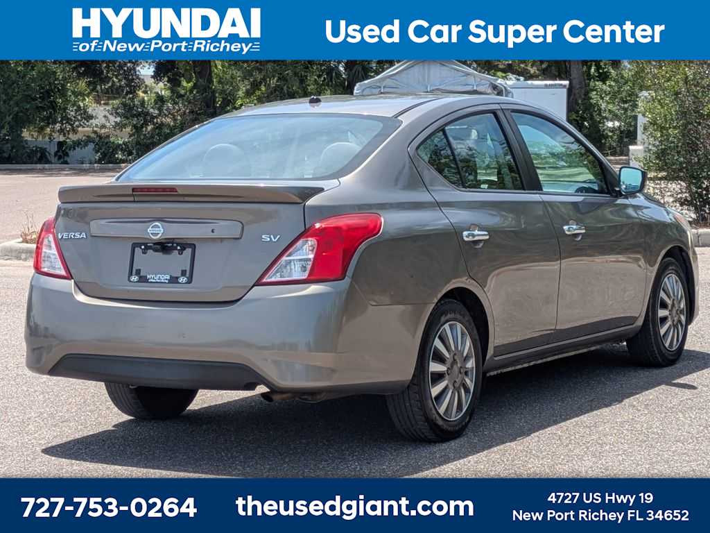 Thumbnail: 2017 Nissan Versa - 5