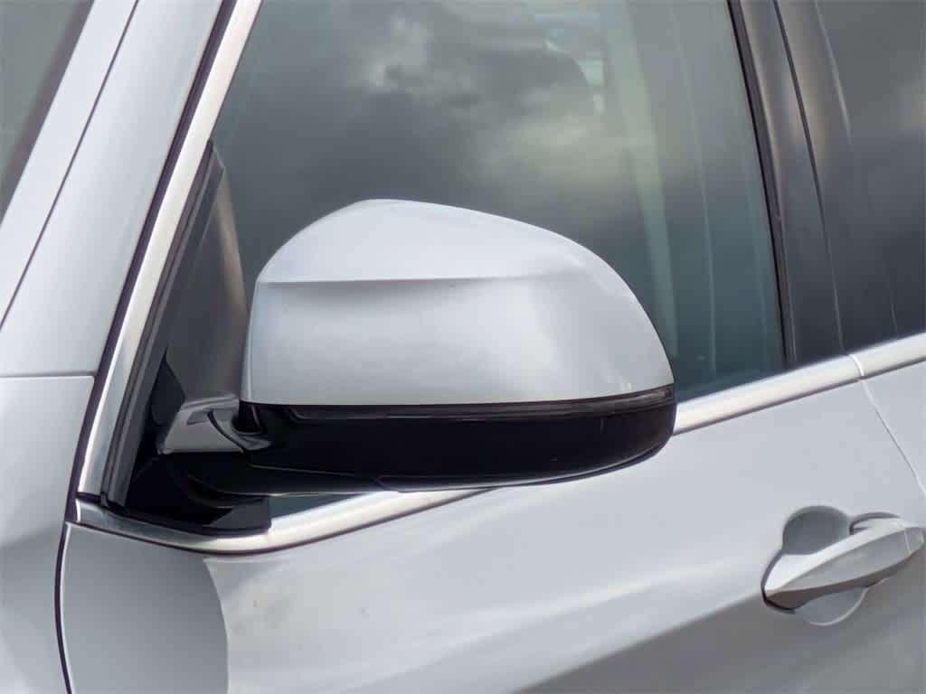 Thumbnail: 2015 BMW X5 - 11