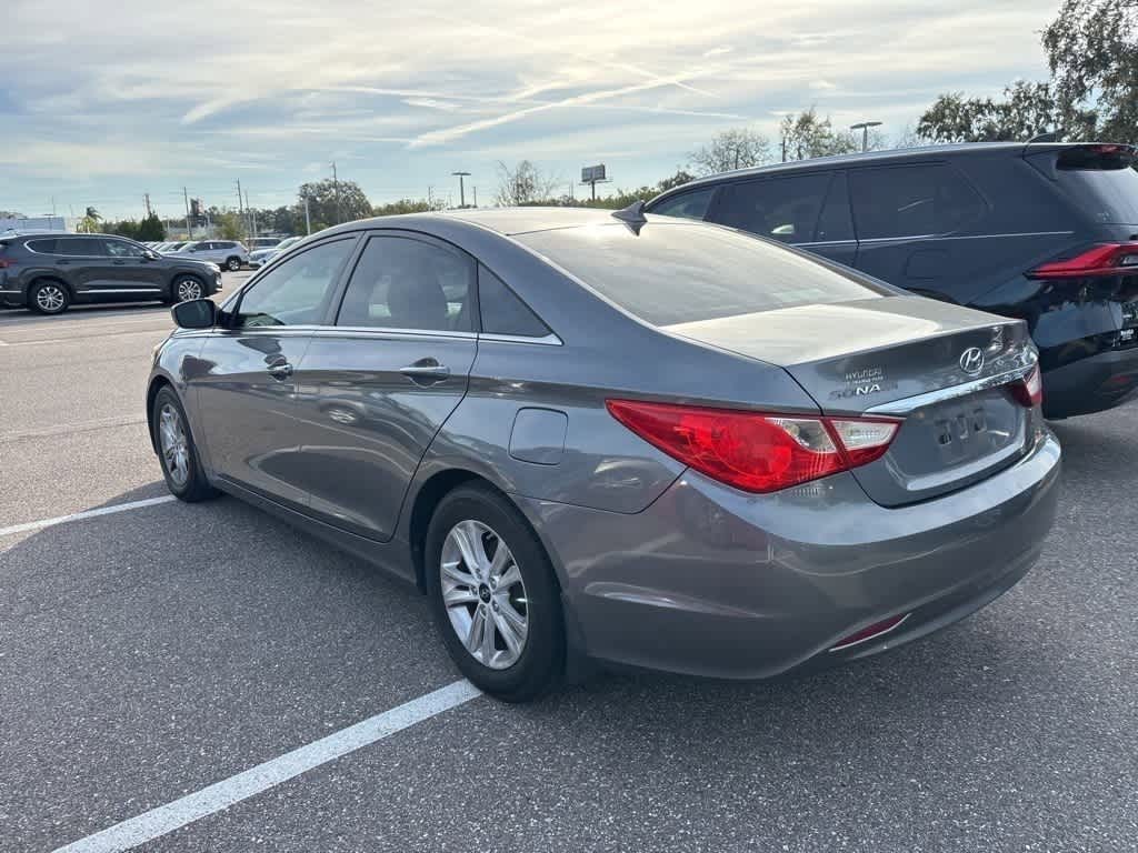 Thumbnail: 2011 Hyundai Sonata - 2