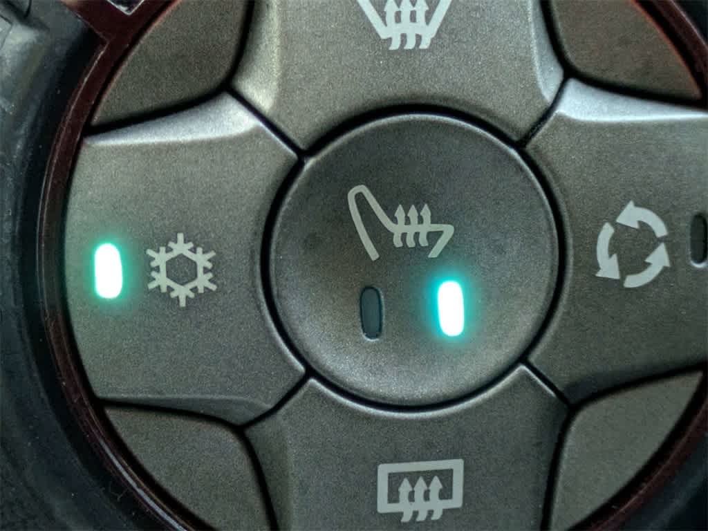 Thumbnail: 2010 Chevrolet Camaro - 23