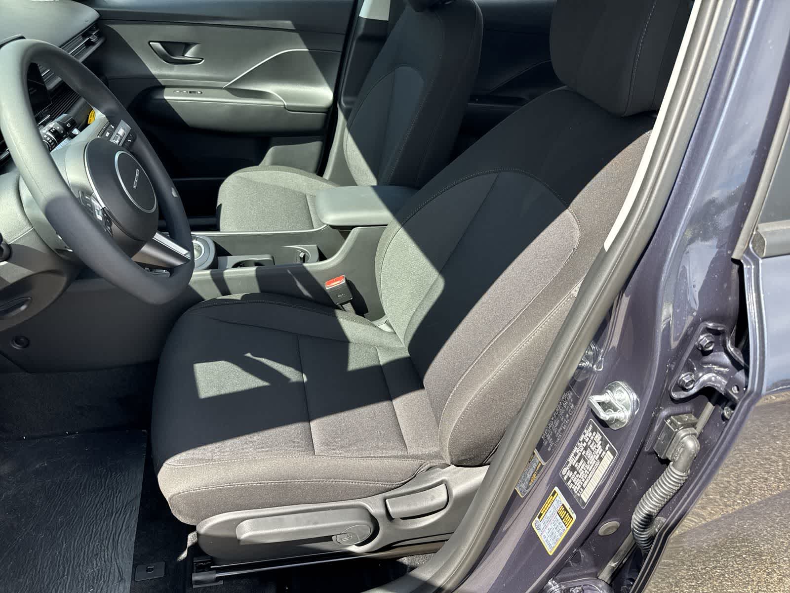 2025 Hyundai Kona SE 15
