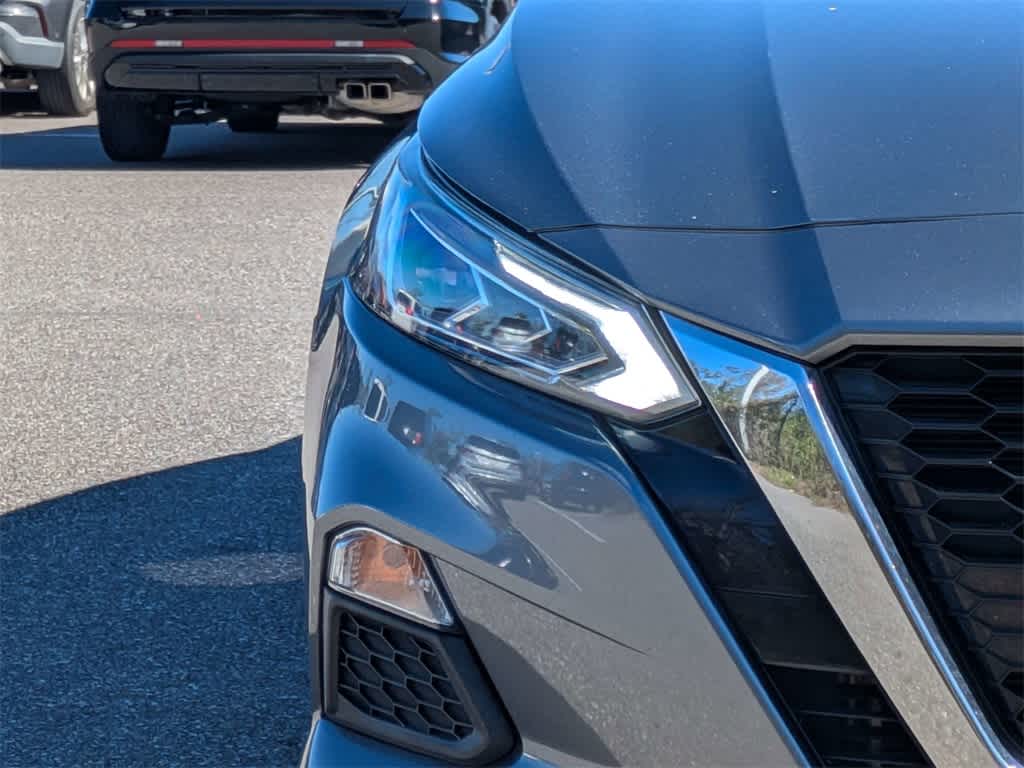 Thumbnail: 2021 Nissan Altima - 9