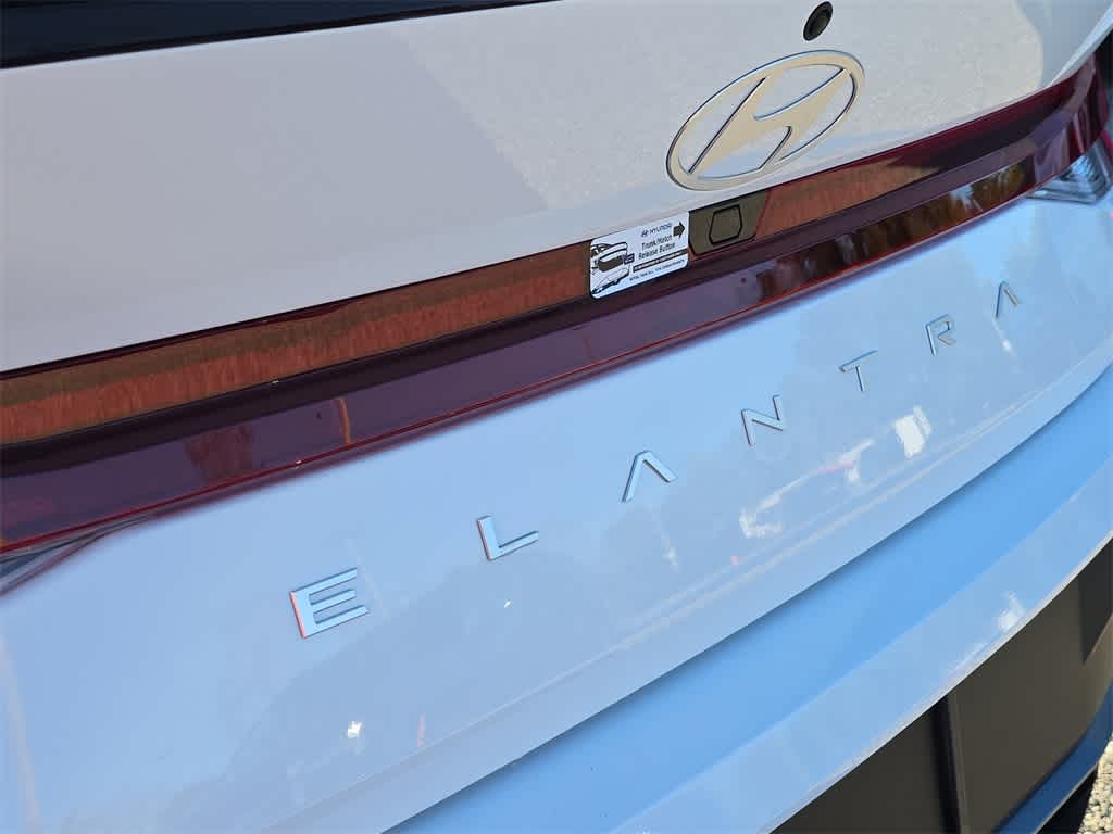 Thumbnail: 2026 Hyundai Elantra - 11