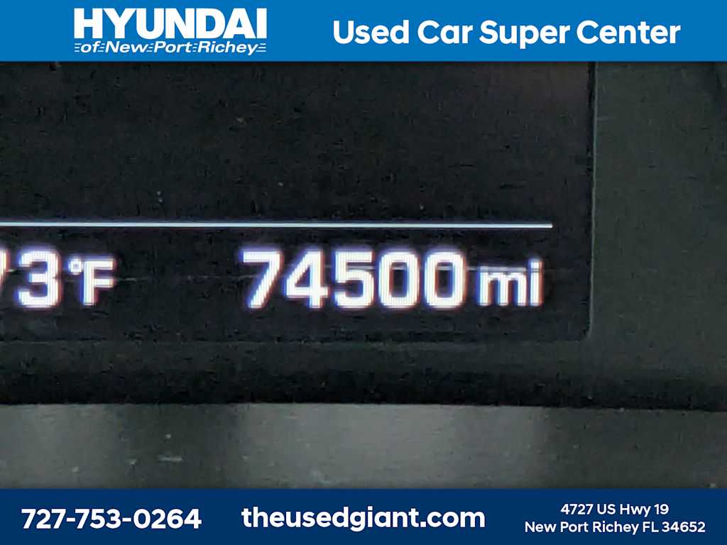 Thumbnail: 2017 Hyundai Elantra - 37