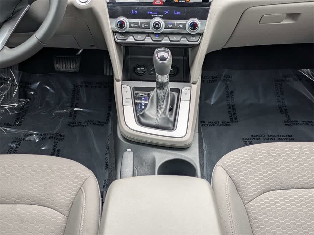 Thumbnail: 2020 Hyundai Elantra - 18