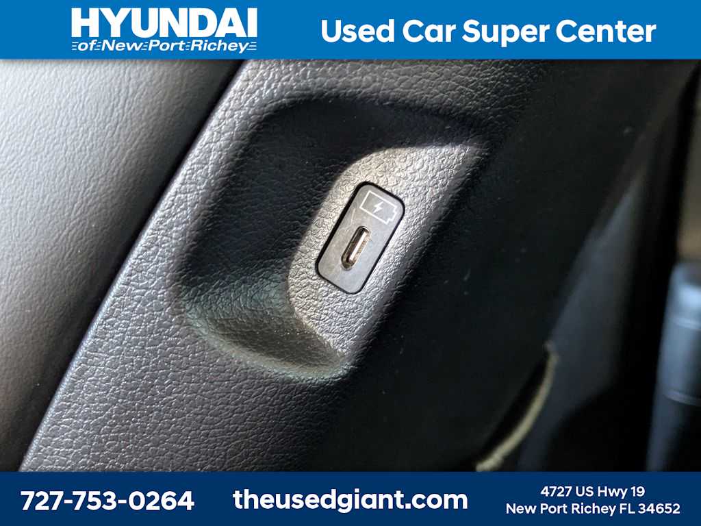 Thumbnail: 2023 Hyundai Palisade - 18