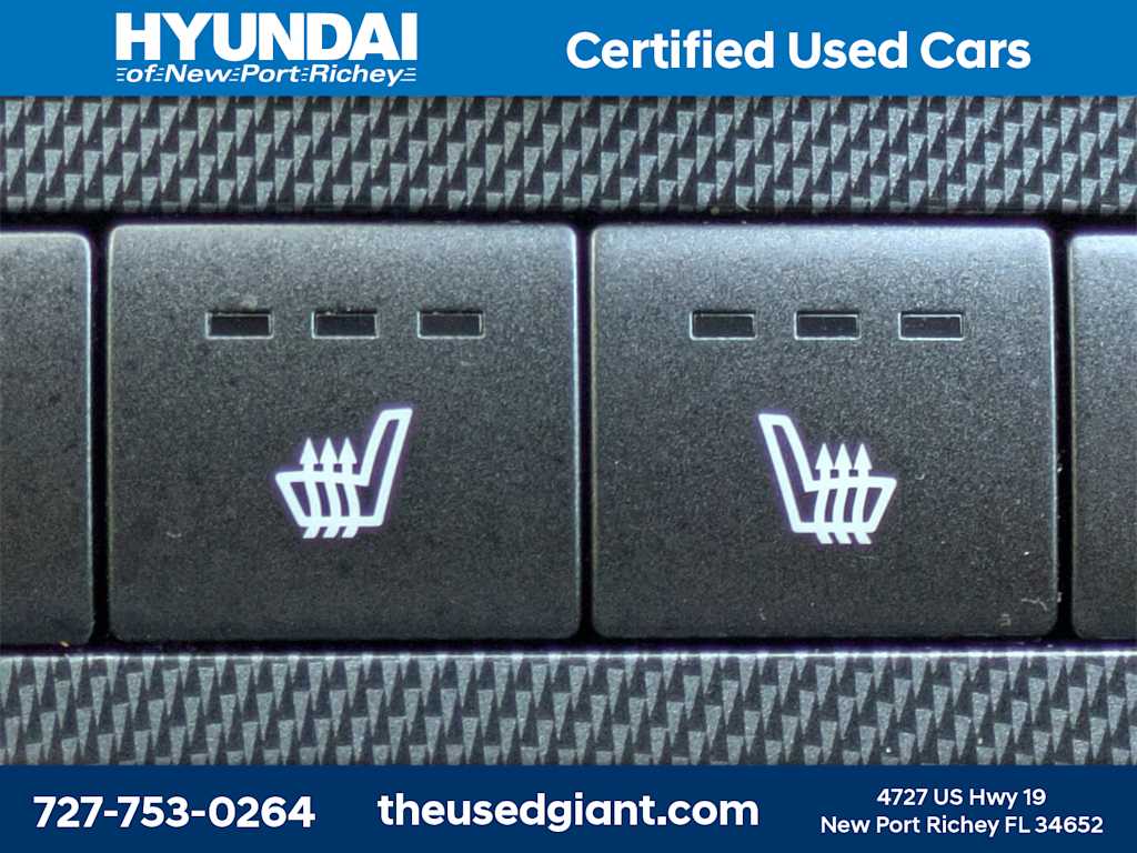 Thumbnail: 2021 Hyundai Santa Fe - 25