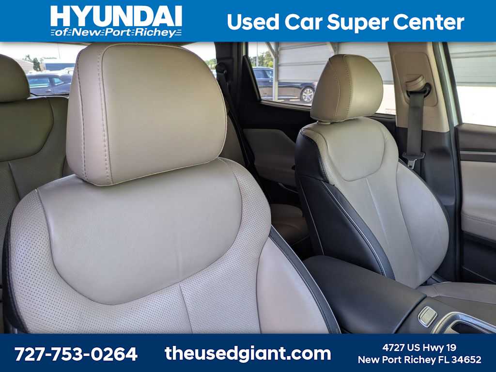 Thumbnail: 2023 Hyundai Santa Fe - 6
