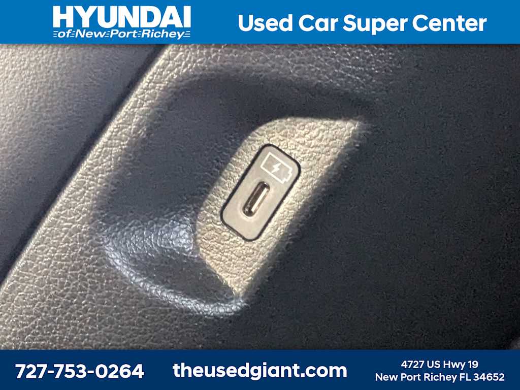 Thumbnail: 2025 Hyundai Palisade - 21
