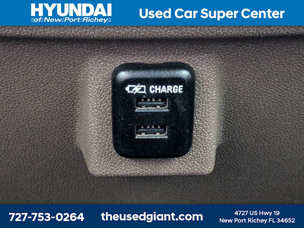 Thumbnail: 2015 GMC Acadia - 20