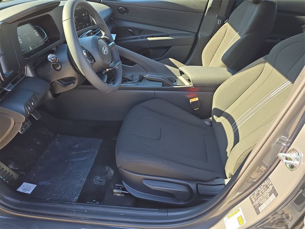 Thumbnail: 2026 Hyundai Elantra - 16