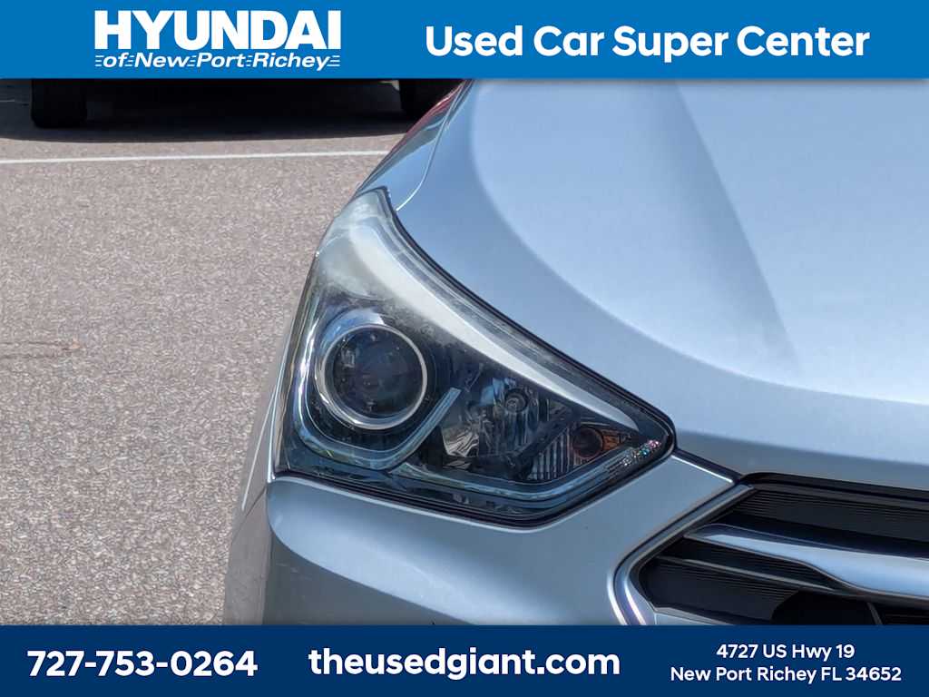 Thumbnail: 2018 Hyundai Santa Fe - 9