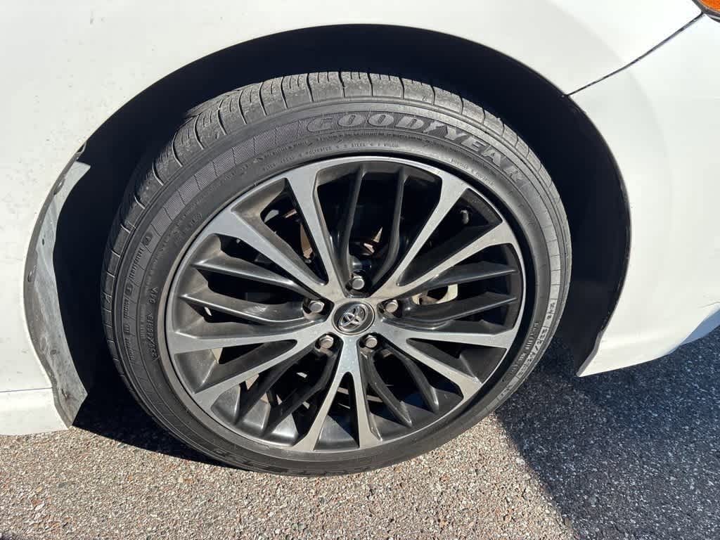 Thumbnail: 2018 Toyota Camry - 6