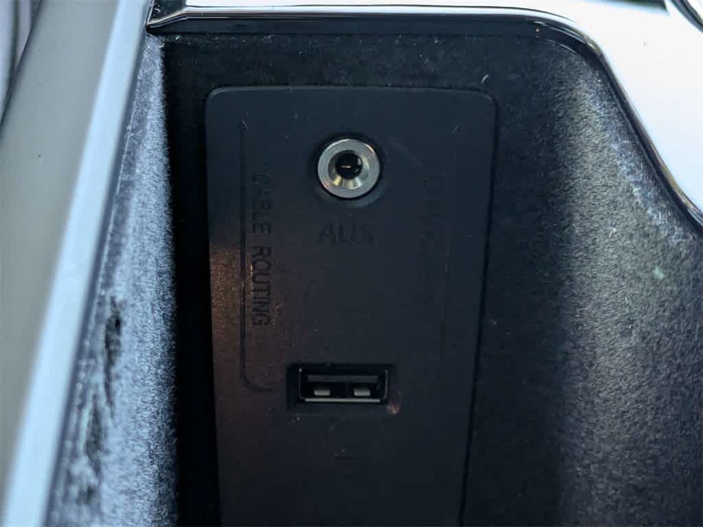 Thumbnail: 2016 Volvo XC90 - 31