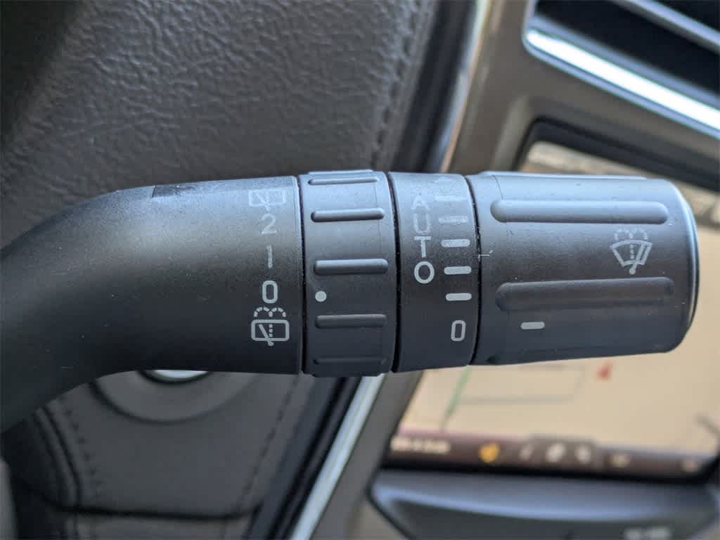 Thumbnail: 2011 Lincoln MKX - 37