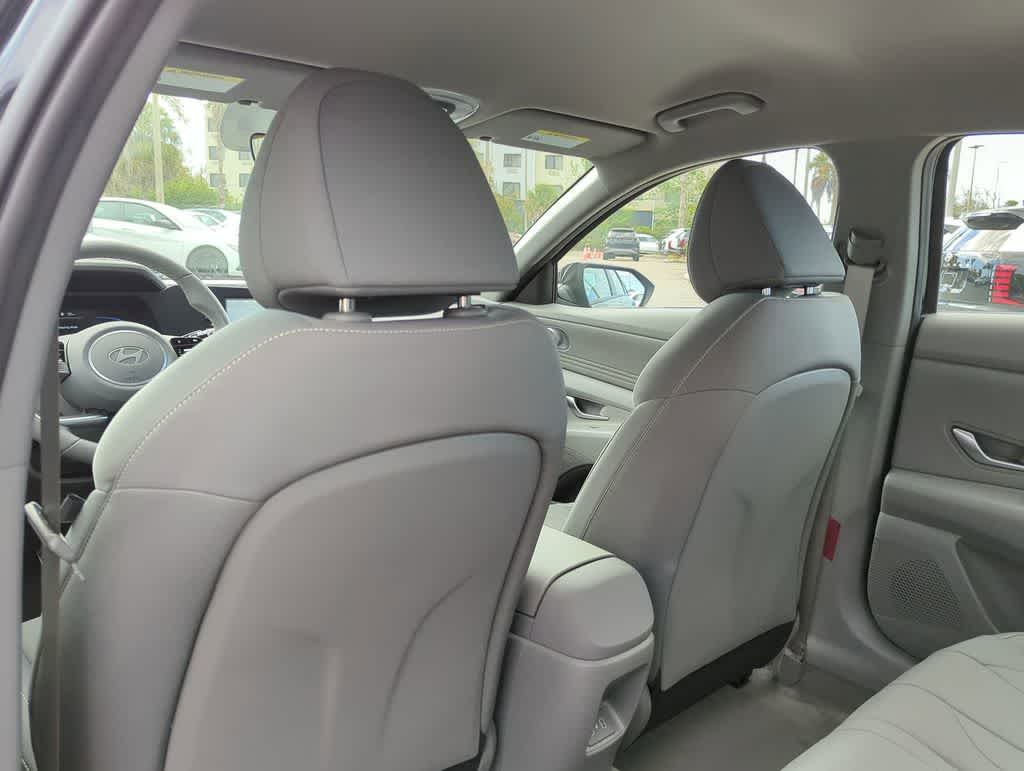 Thumbnail: 2026 Hyundai Elantra - 19