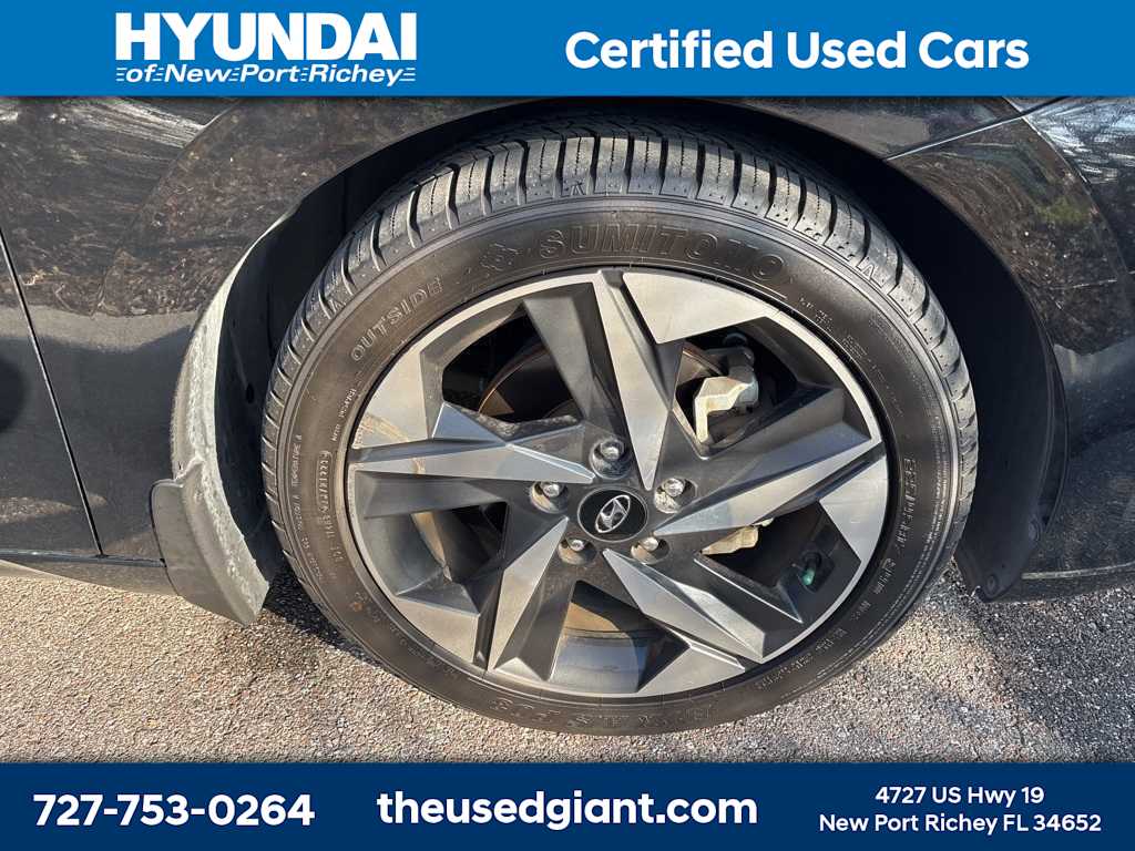 Thumbnail: 2022 Hyundai Elantra - 6