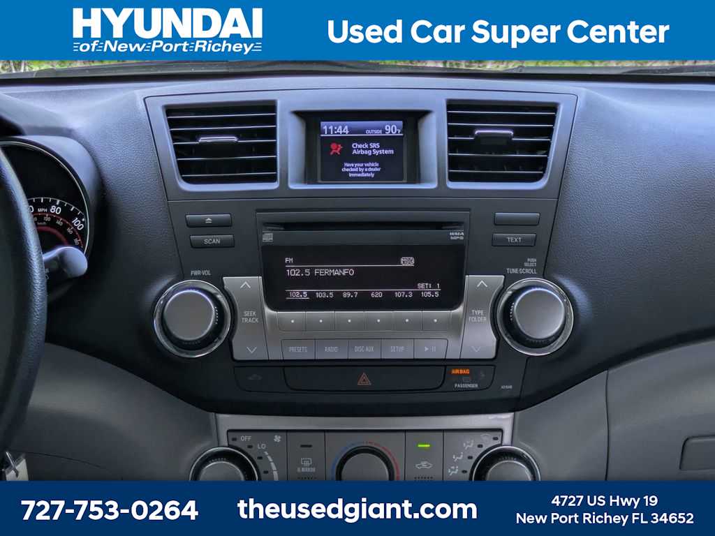 Thumbnail: 2012 Toyota Highlander - 23