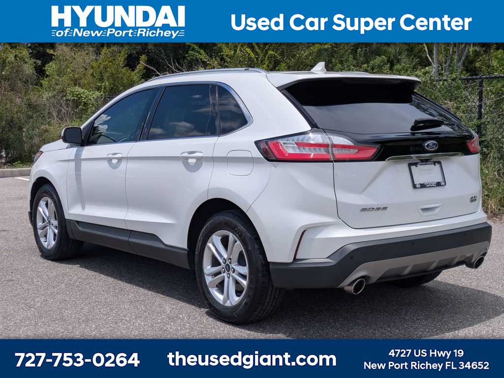 Thumbnail: 2020 Ford Edge - 3