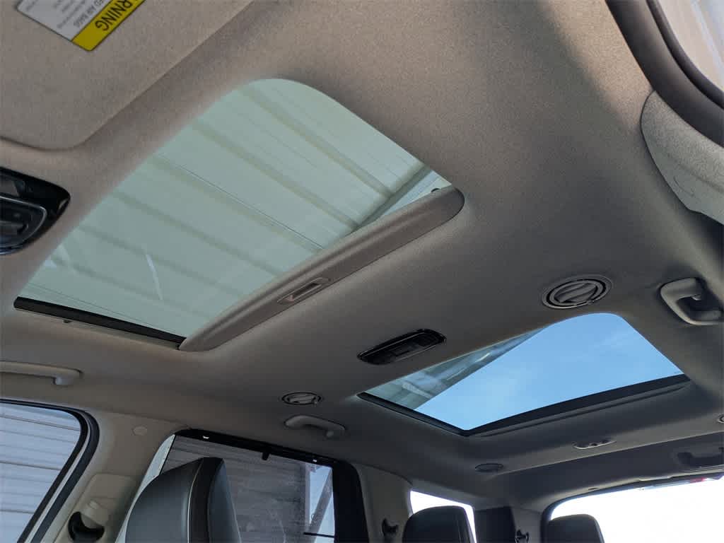 Thumbnail: 2022 Hyundai Palisade - 28