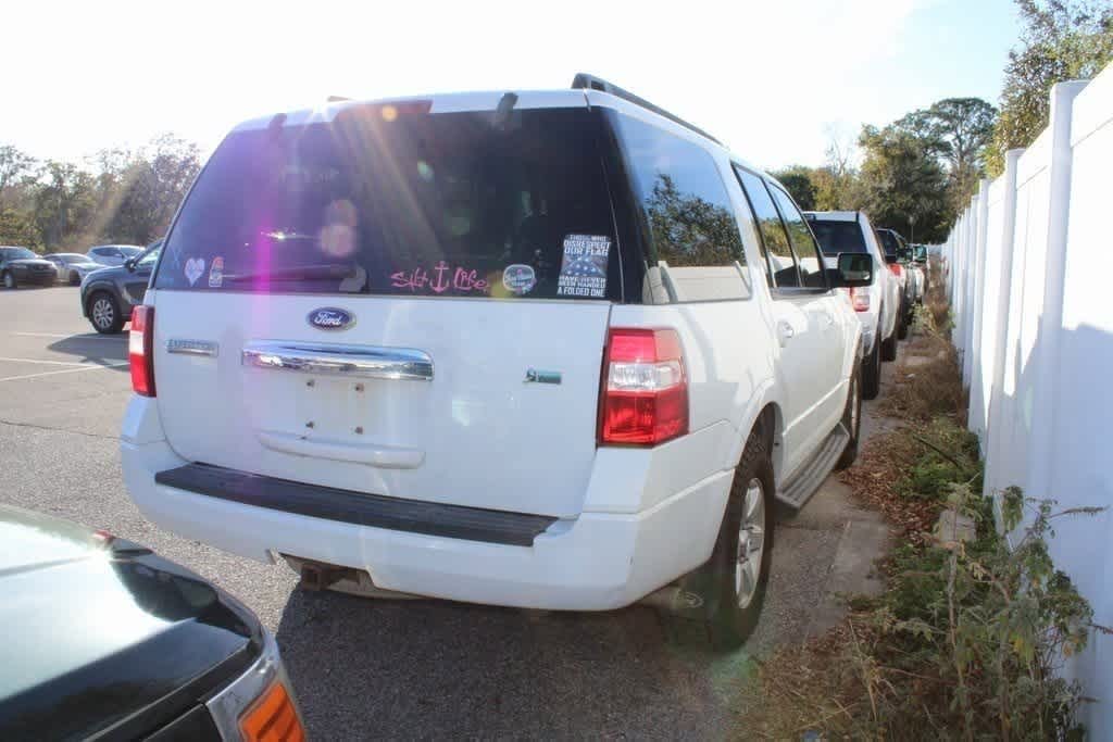 Thumbnail: 2010 Ford Expedition - 3