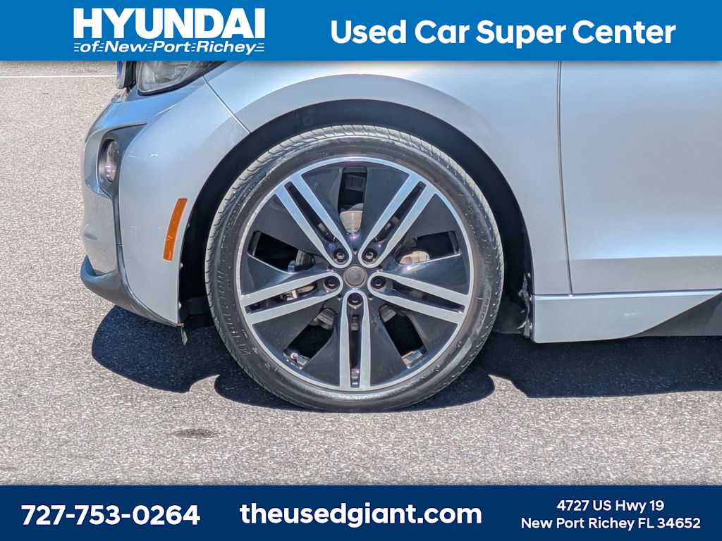 Thumbnail: 2015 BMW i3 - 10