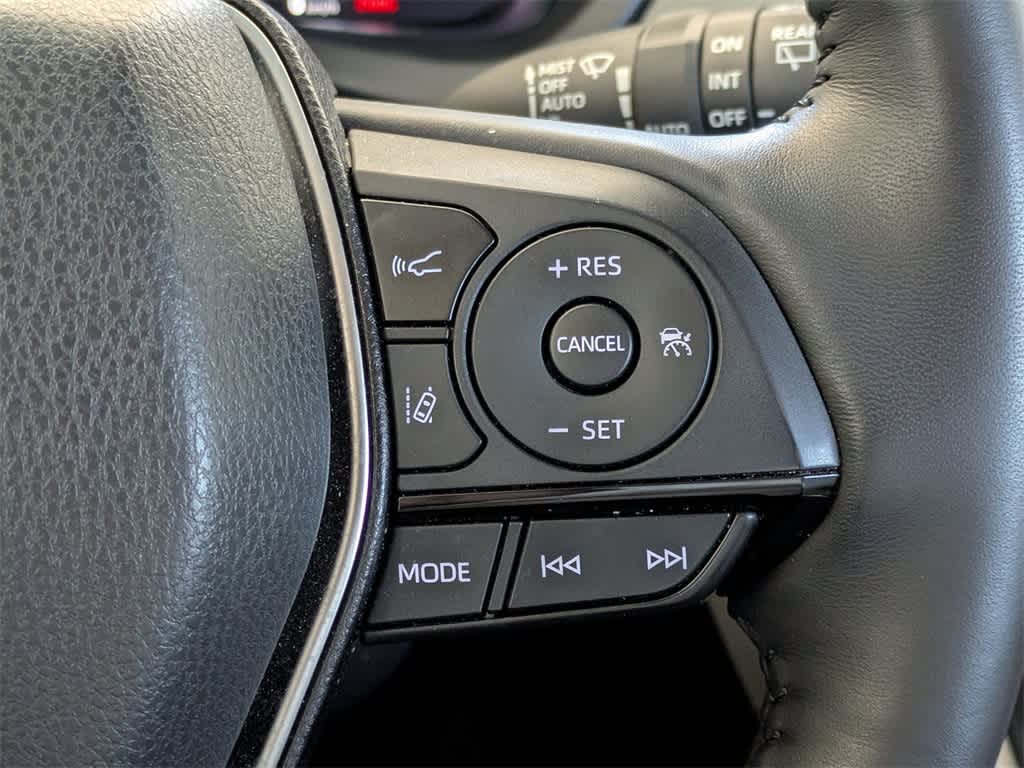 Thumbnail: 2024 Toyota Venza - 37