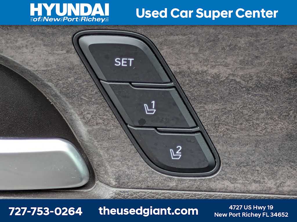 Thumbnail: 2020 Hyundai Santa Fe - 25