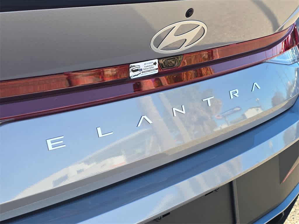 Thumbnail: 2026 Hyundai Elantra - 12