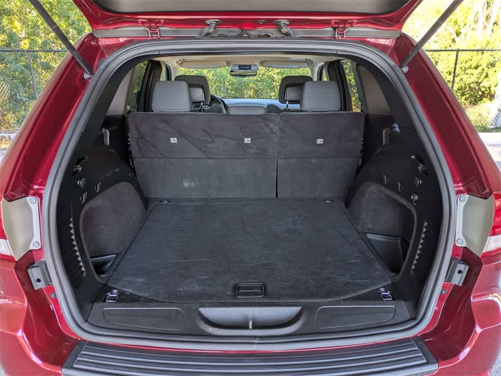 Thumbnail: 2012 Jeep Grand Cherokee - 12