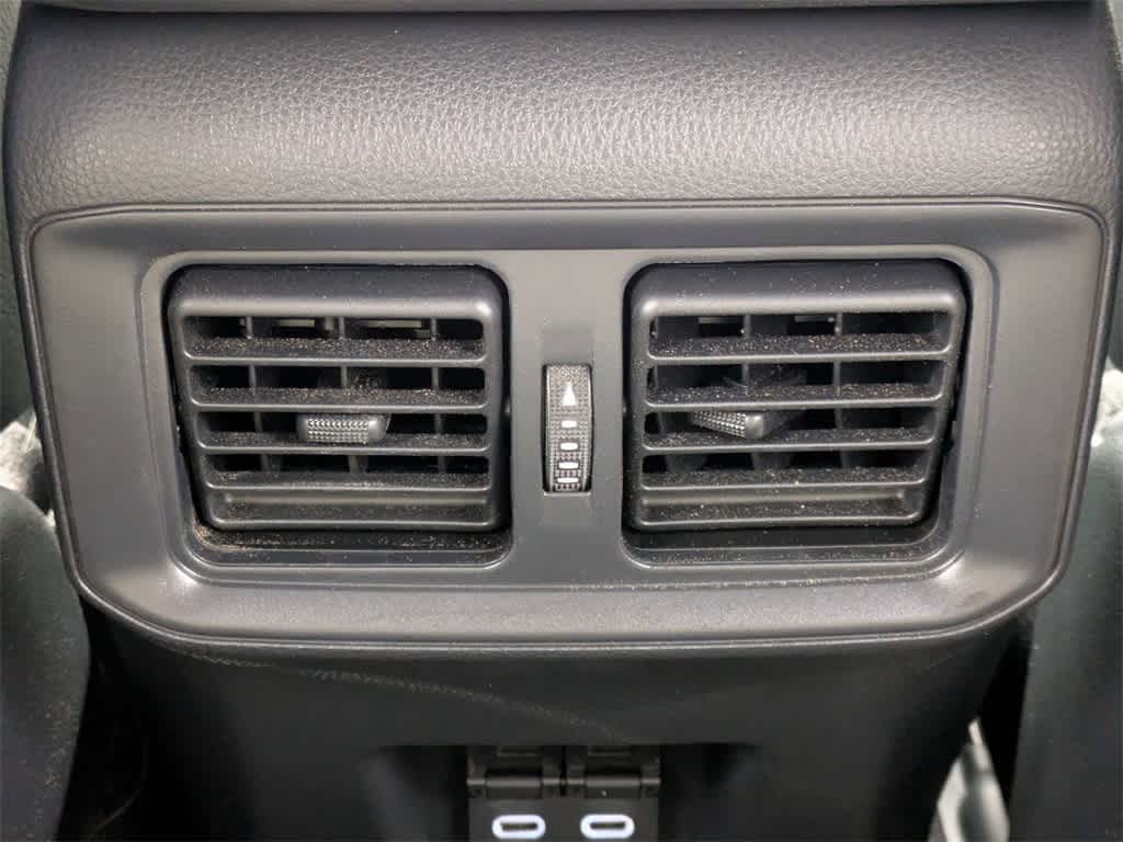 Thumbnail: 2025 Toyota RAV4 - 17