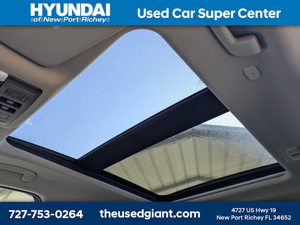 Thumbnail: 2022 Nissan Rogue - 25