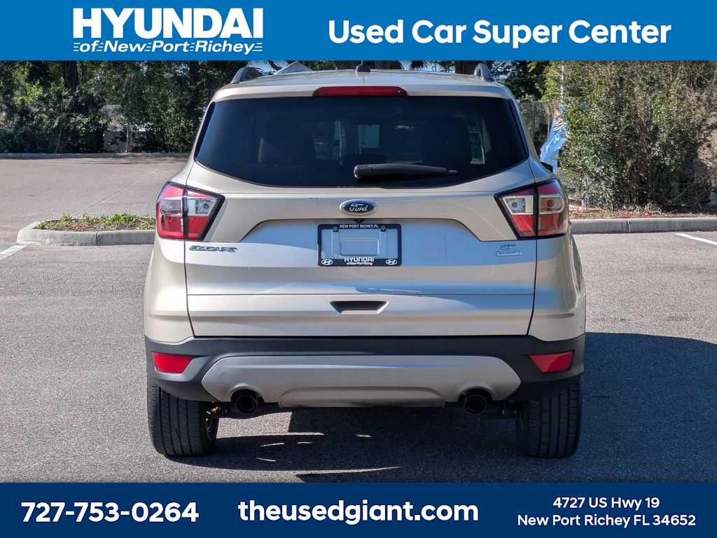 Thumbnail: 2018 Ford Escape - 4