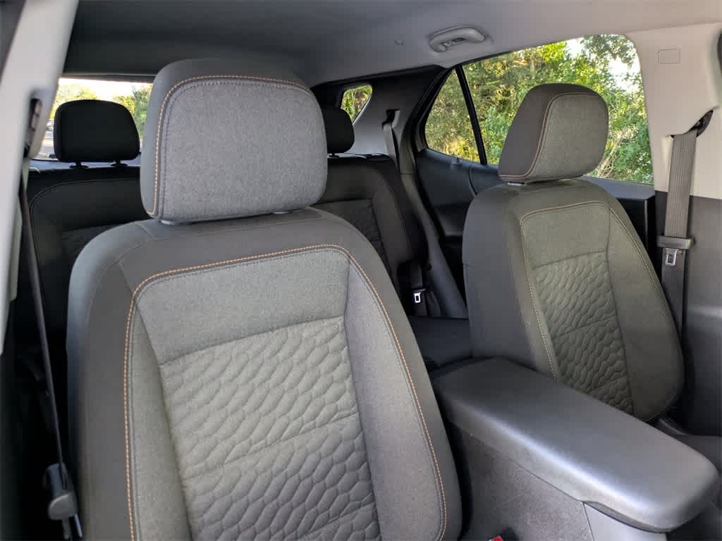 Thumbnail: 2021 Chevrolet Equinox - 6