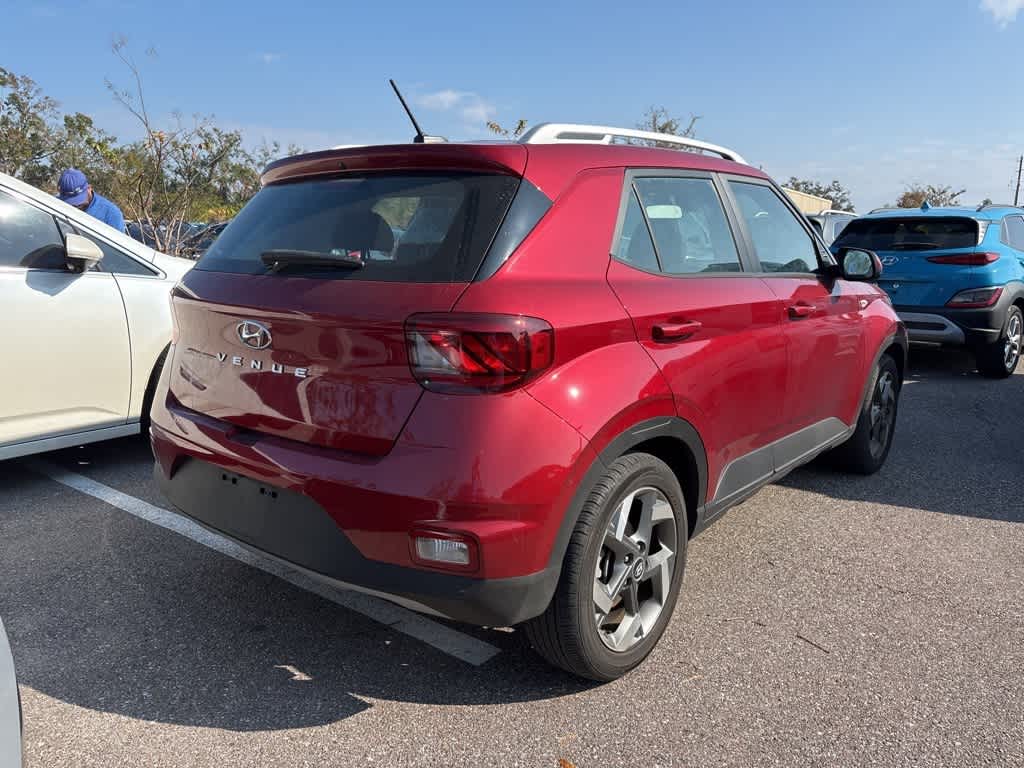 Thumbnail: 2024 Hyundai Venue - 3