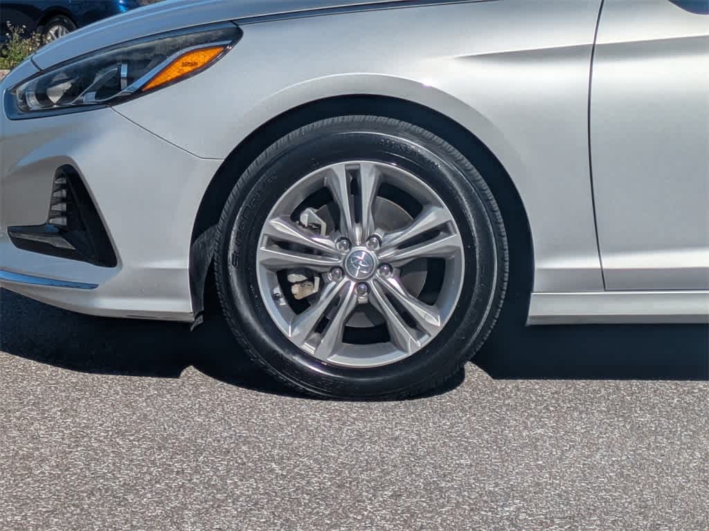 Thumbnail: 2018 Hyundai Sonata - 10