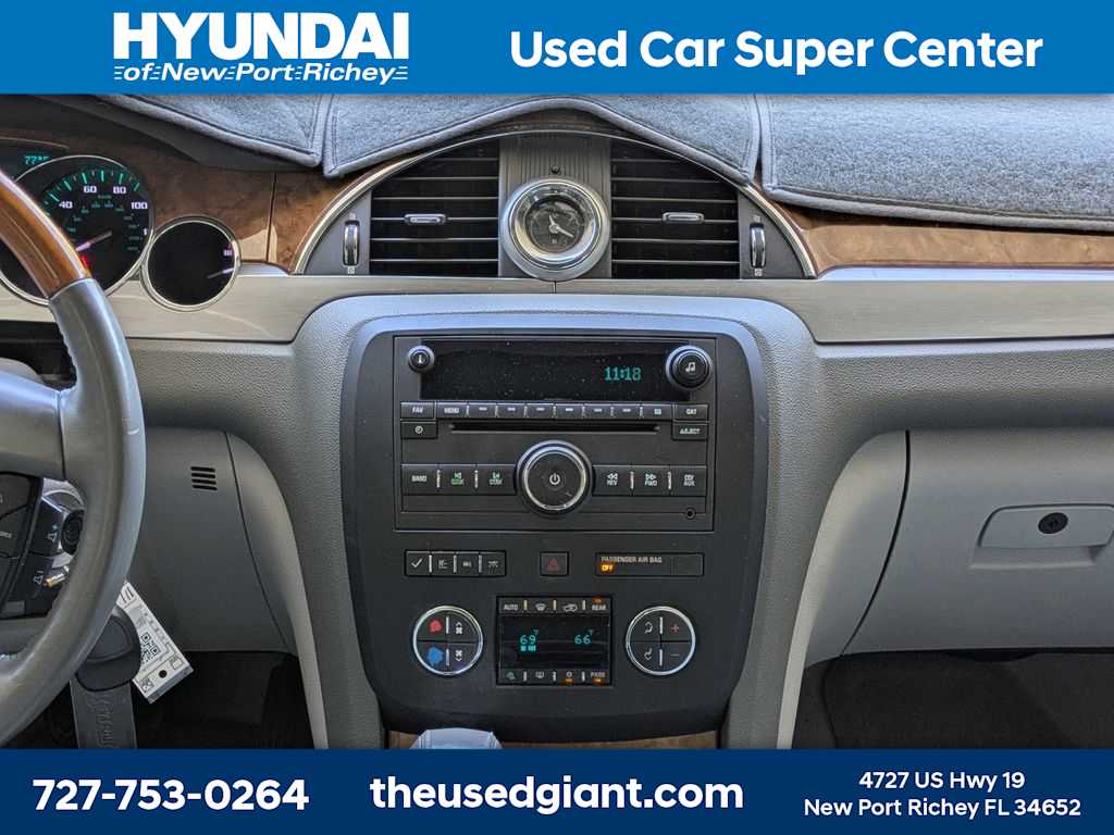 Thumbnail: 2011 Buick Enclave - 24