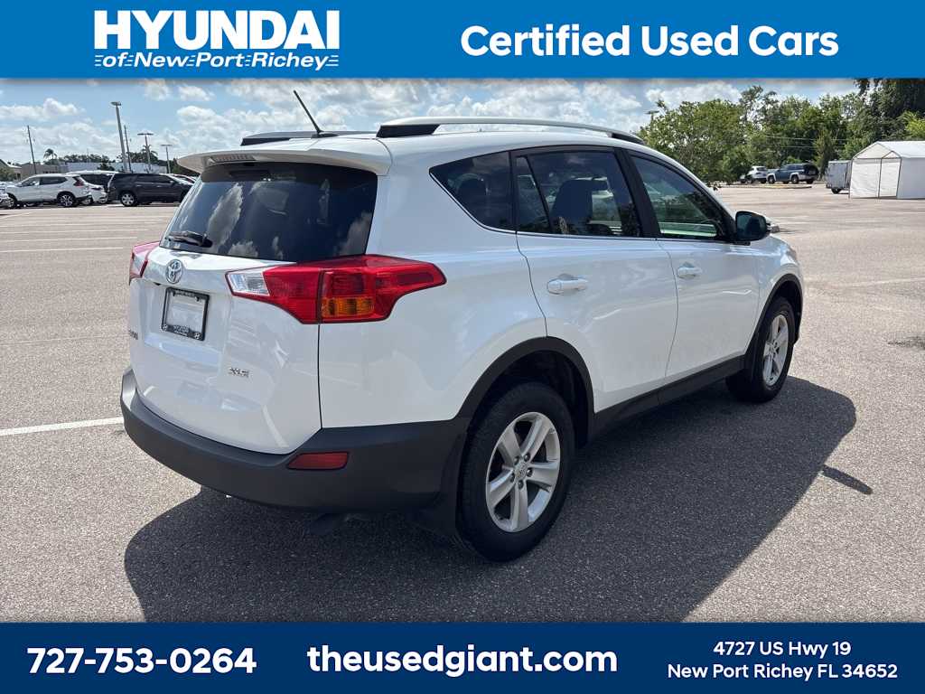 Thumbnail: 2014 Toyota RAV4 - 5