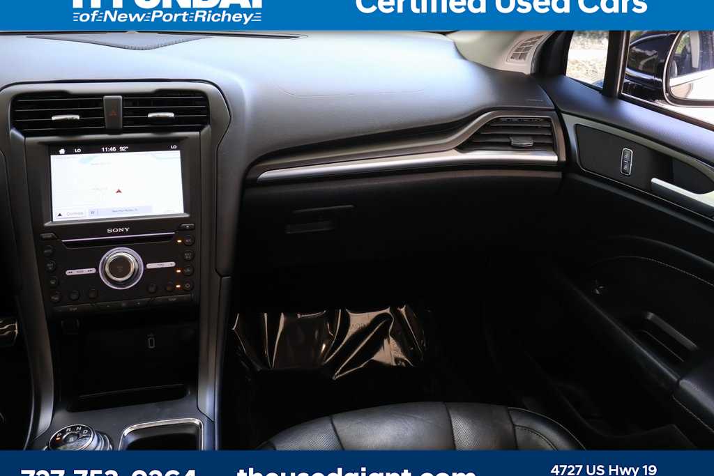2017 Ford Fusion  16