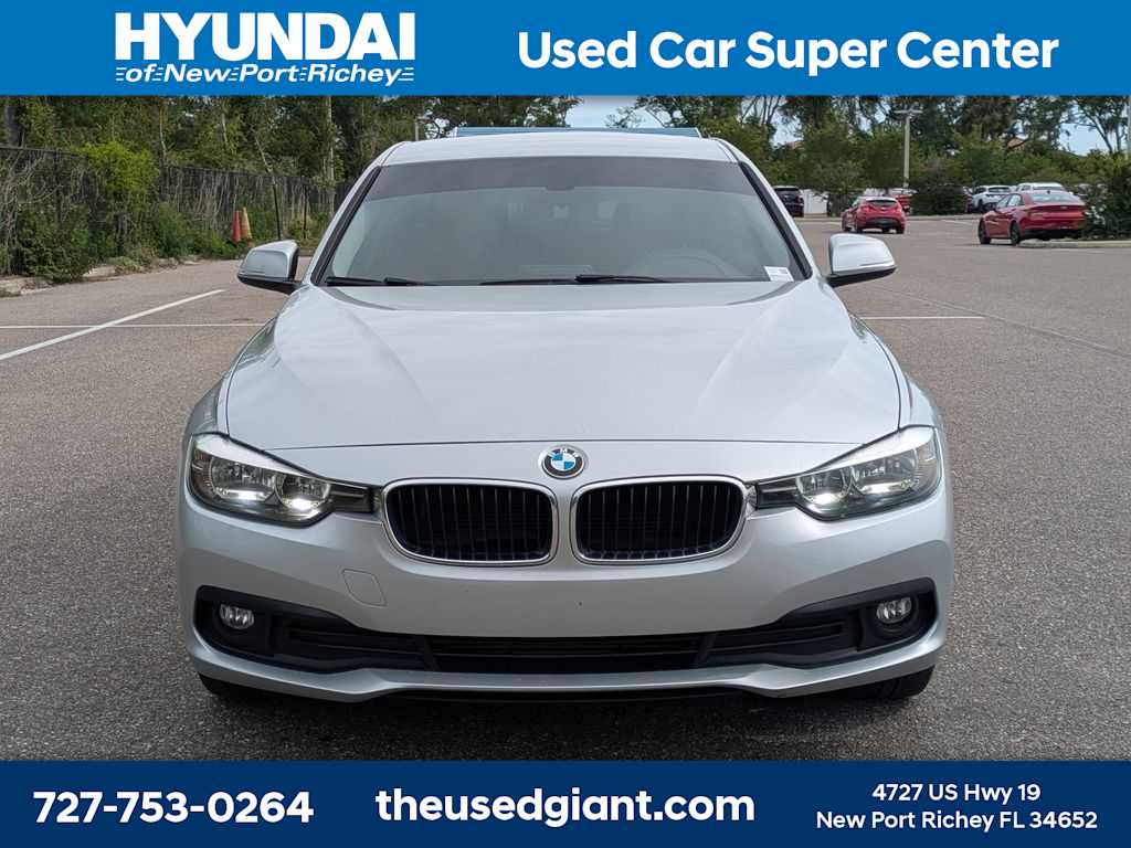 Thumbnail: 2016 BMW 3 Series - 8