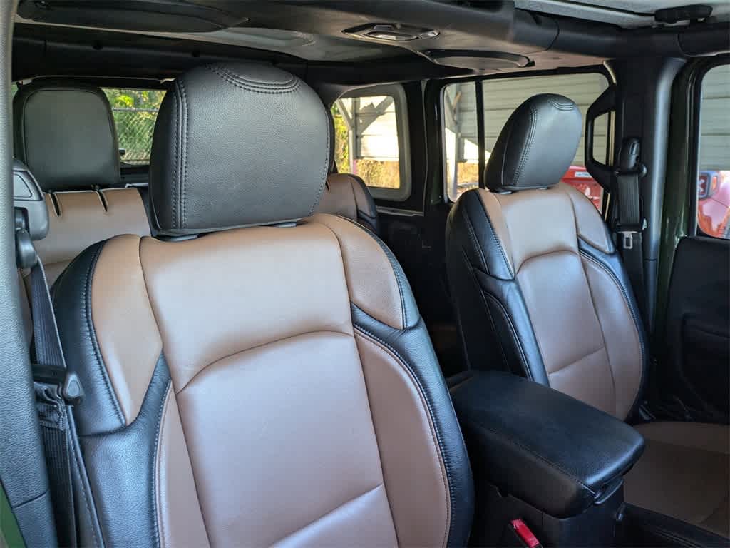 Thumbnail: 2021 Jeep Wrangler - 6