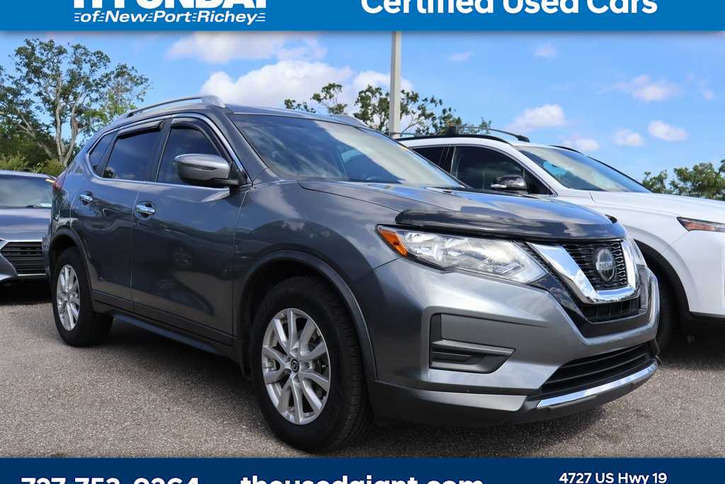 2018 Nissan Rogue SV 4