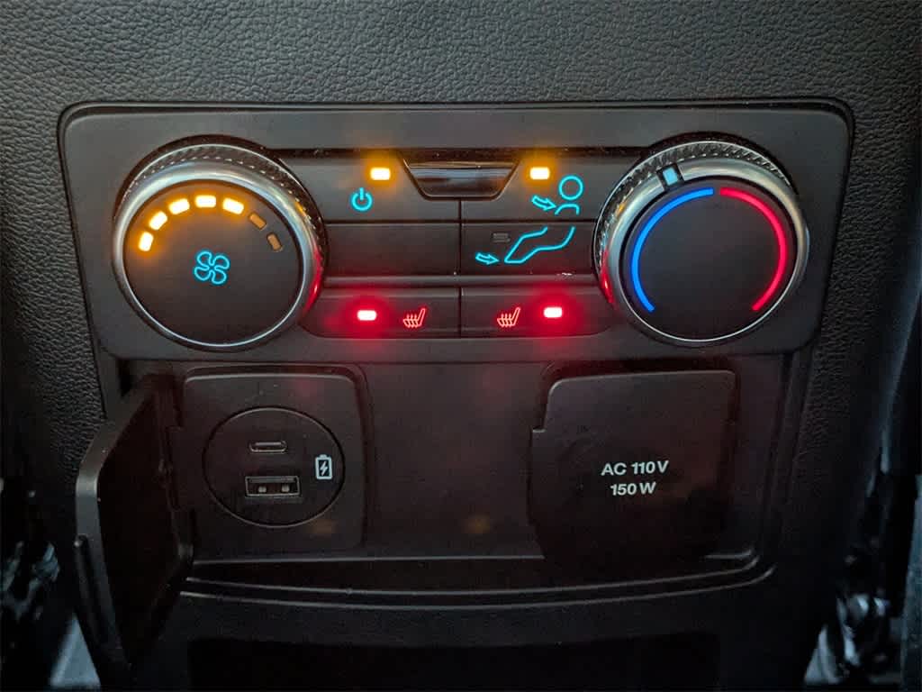 Thumbnail: 2020 Ford Explorer - 19