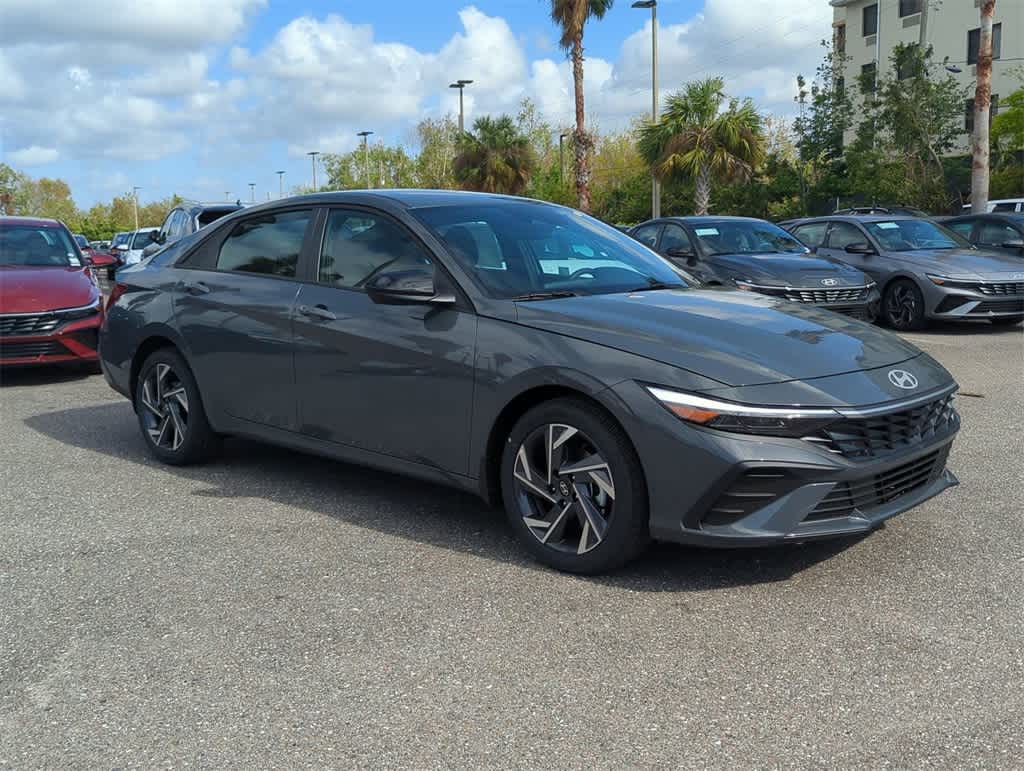 2025 Hyundai Elantra Sport 7