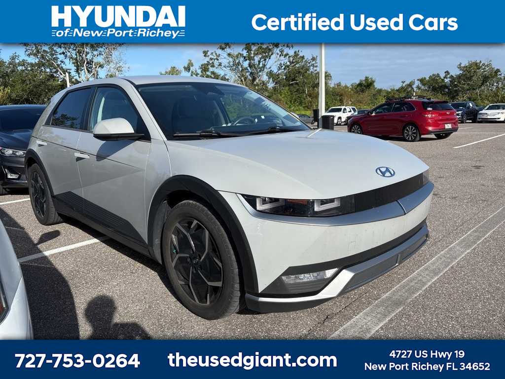 Thumbnail: 2022 Hyundai Ioniq 5 - 4