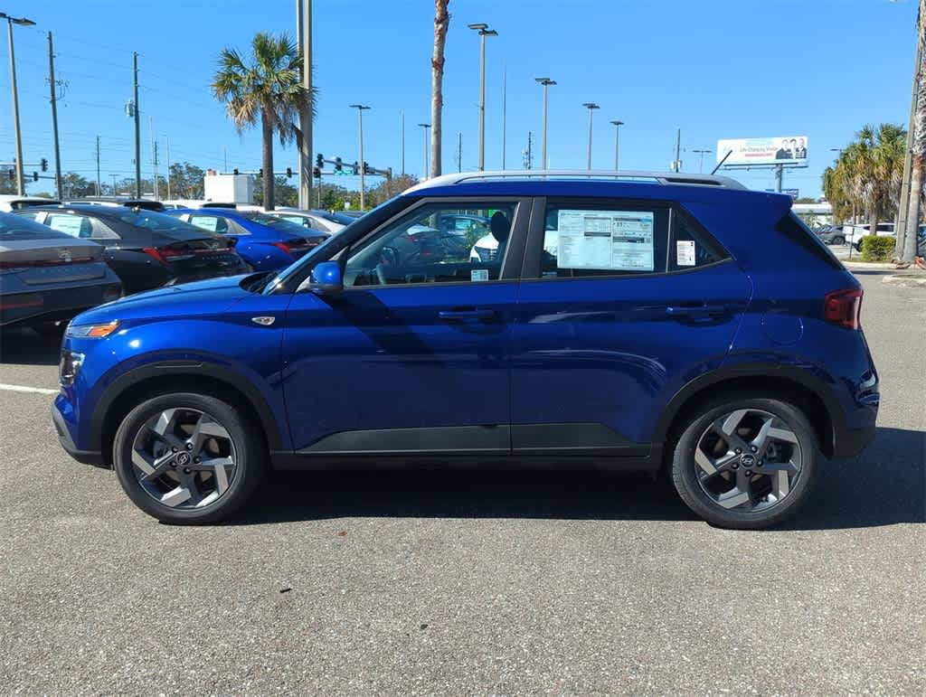 Thumbnail: 2025 Hyundai Venue - 3