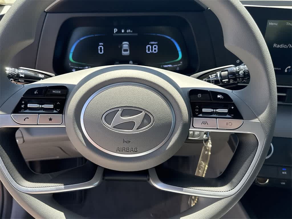 Thumbnail: 2025 Hyundai Elantra - 22