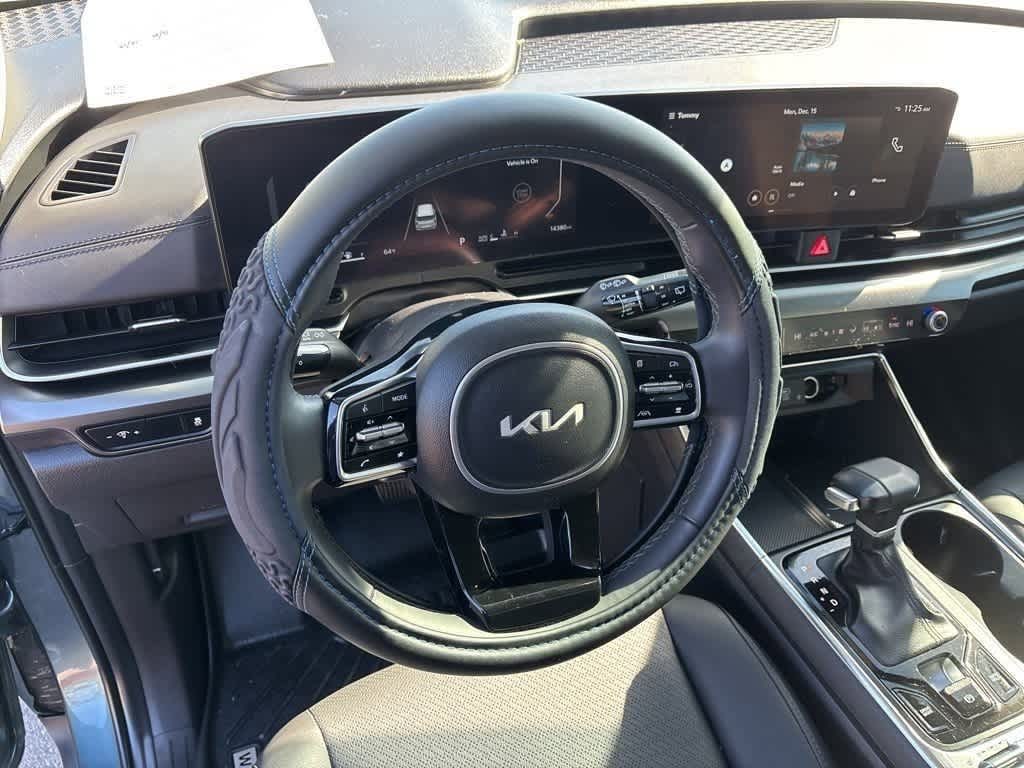 Thumbnail: 2025 Kia Carnival - 15